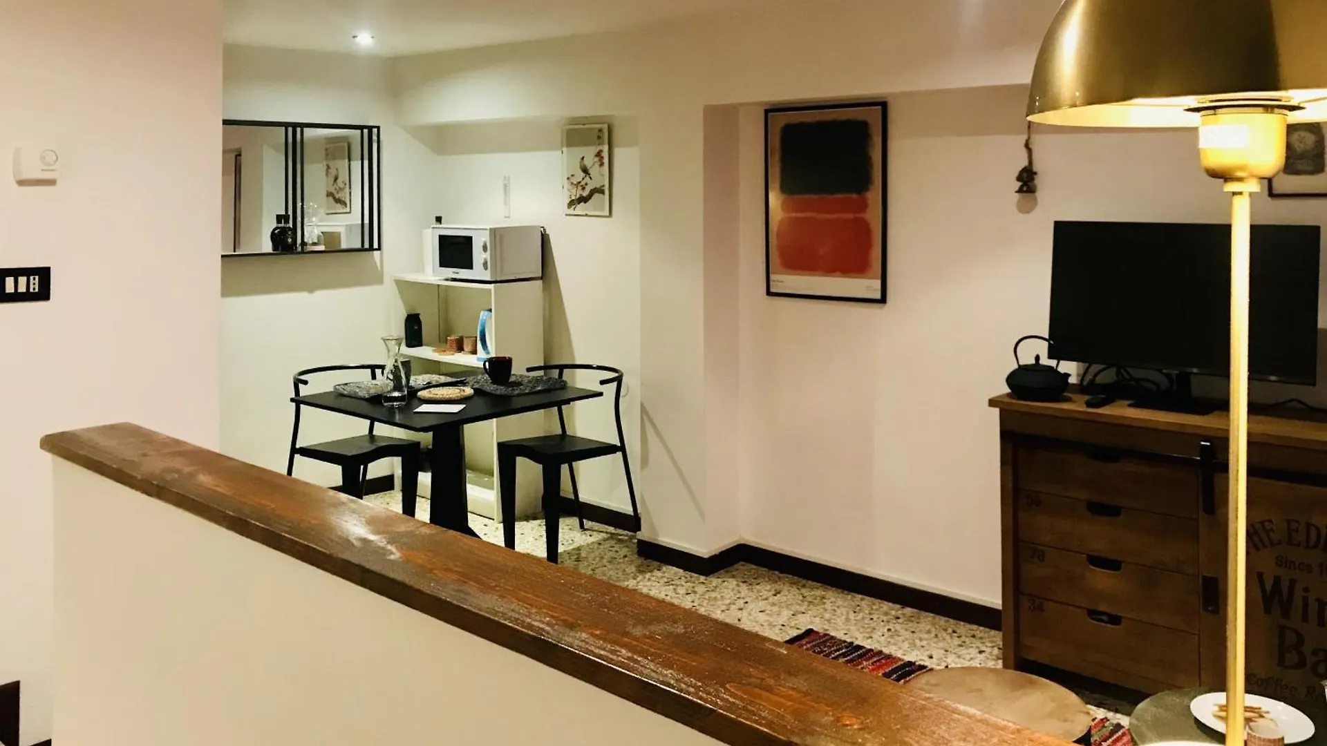 Remedio At Locappart Venice Apartment