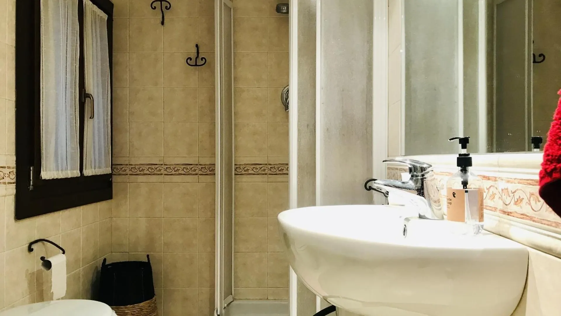 Remedio At Locappart Venice Apartment